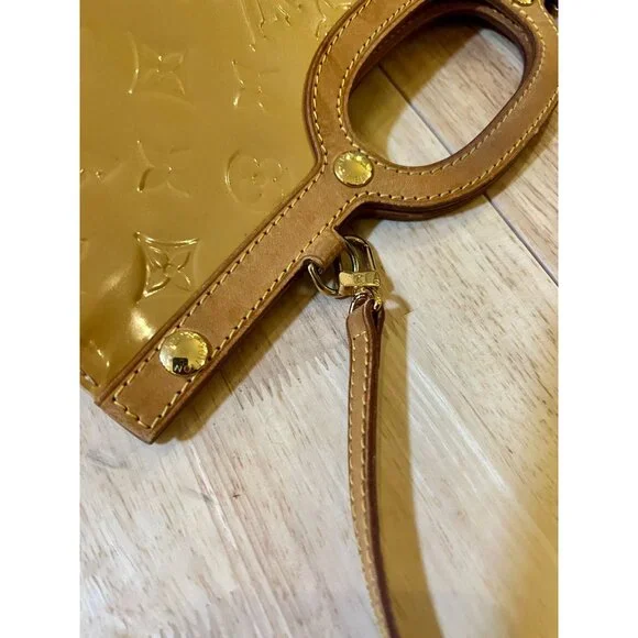 👛  AUTHENTIC LOUIS VUITTON ROXBURY DRIVE YELLOW VERNIS HANDBAG - Picture 16 of 16